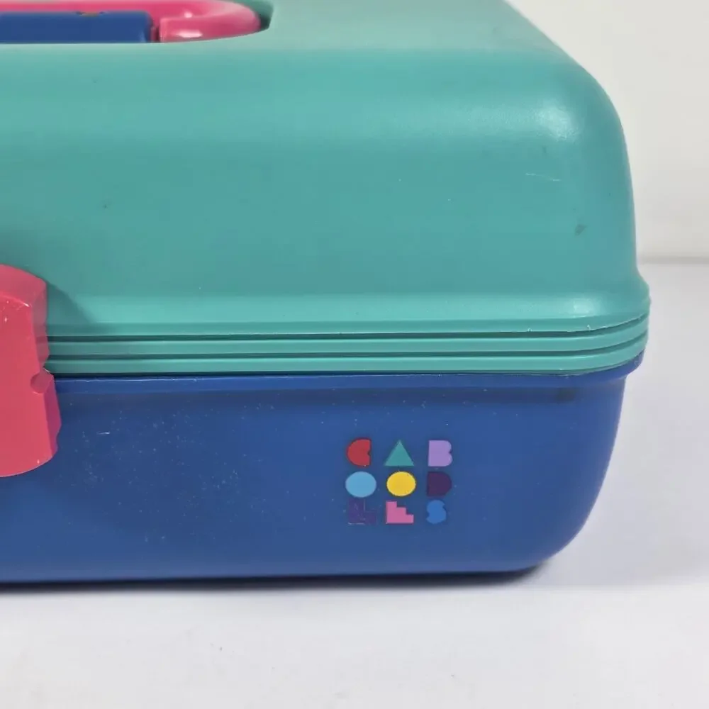 Caboodles add splash